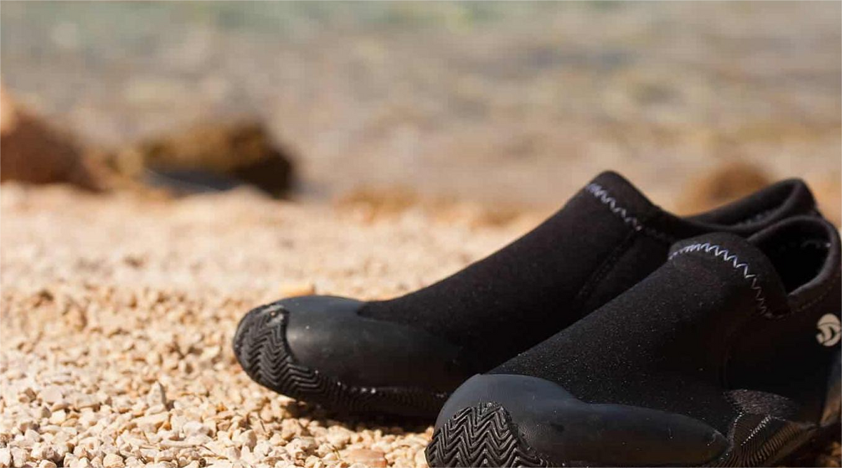 The Best Water Shoes In 2023: Protect Your Feet In The Water– JOYINBOX